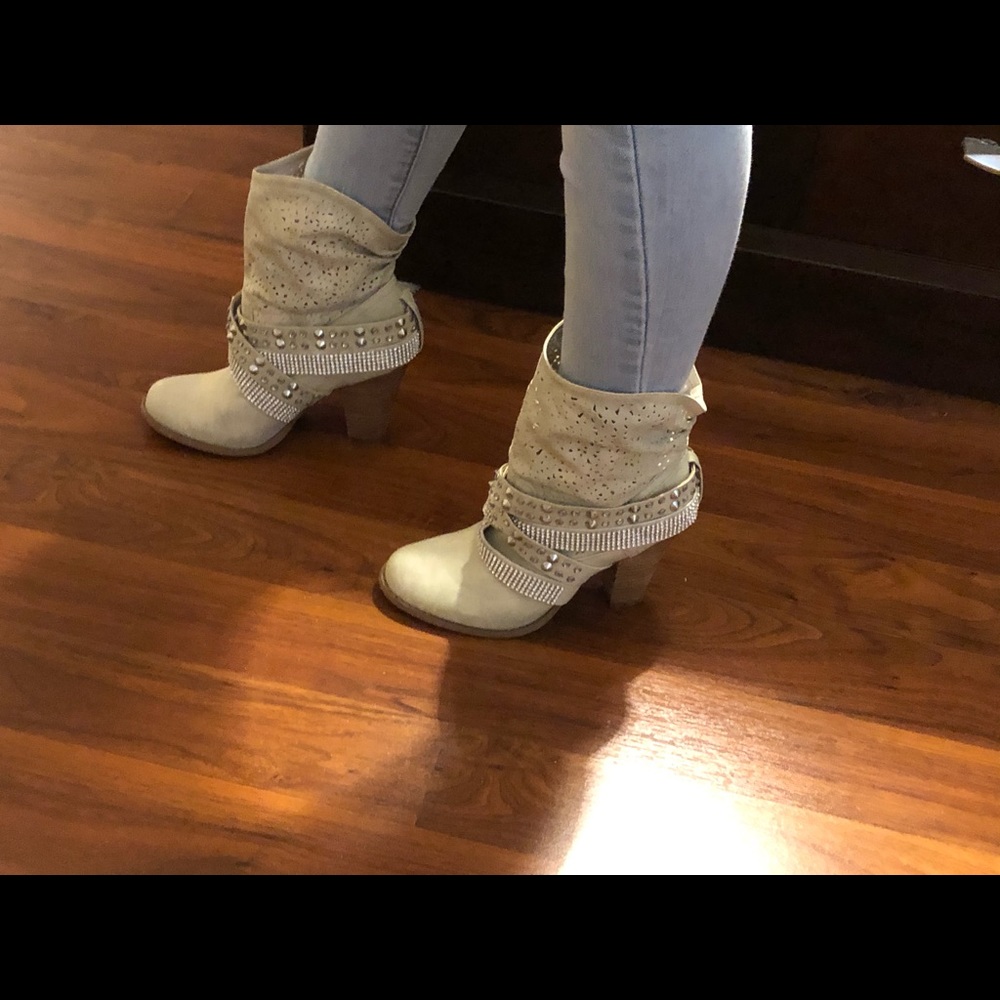 Ankle boots, barely worn